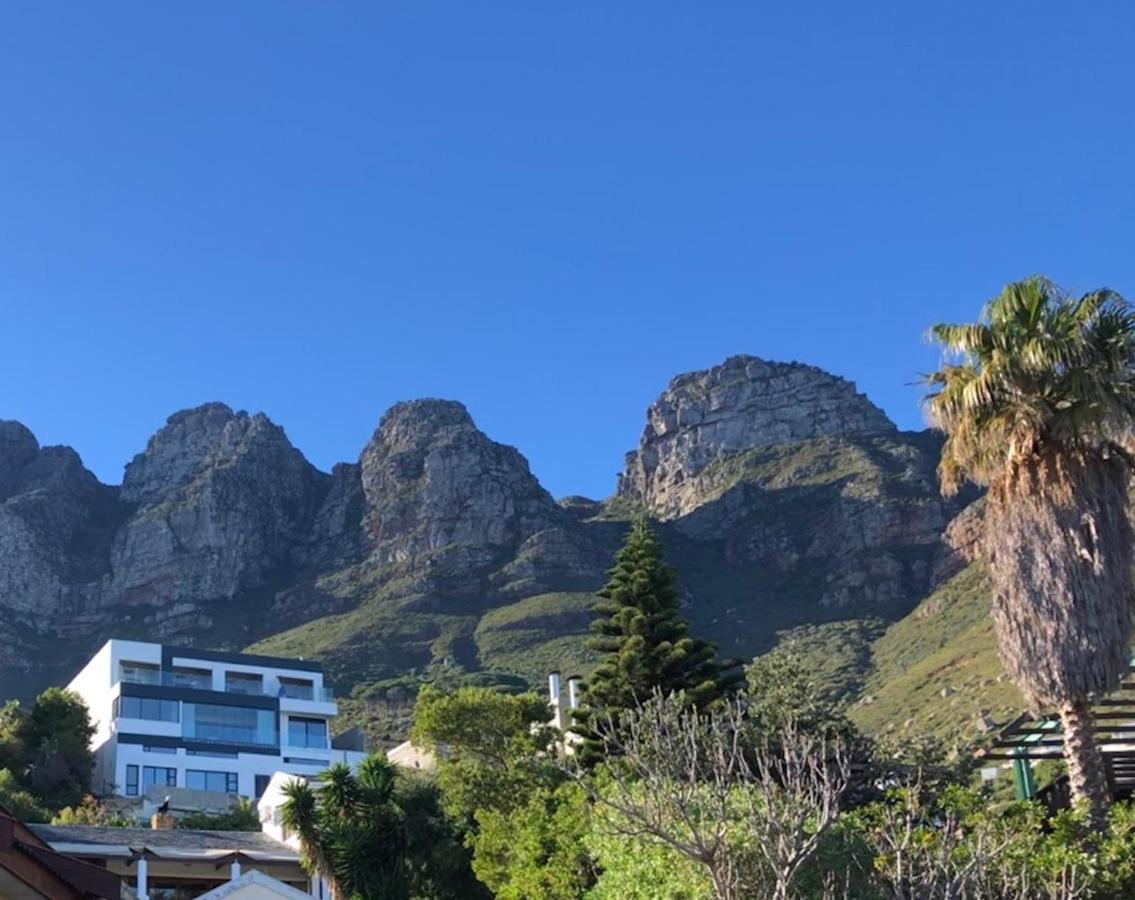 קייפטאון Camps Bay Blue Self-Catering Studios מראה חיצוני תמונה