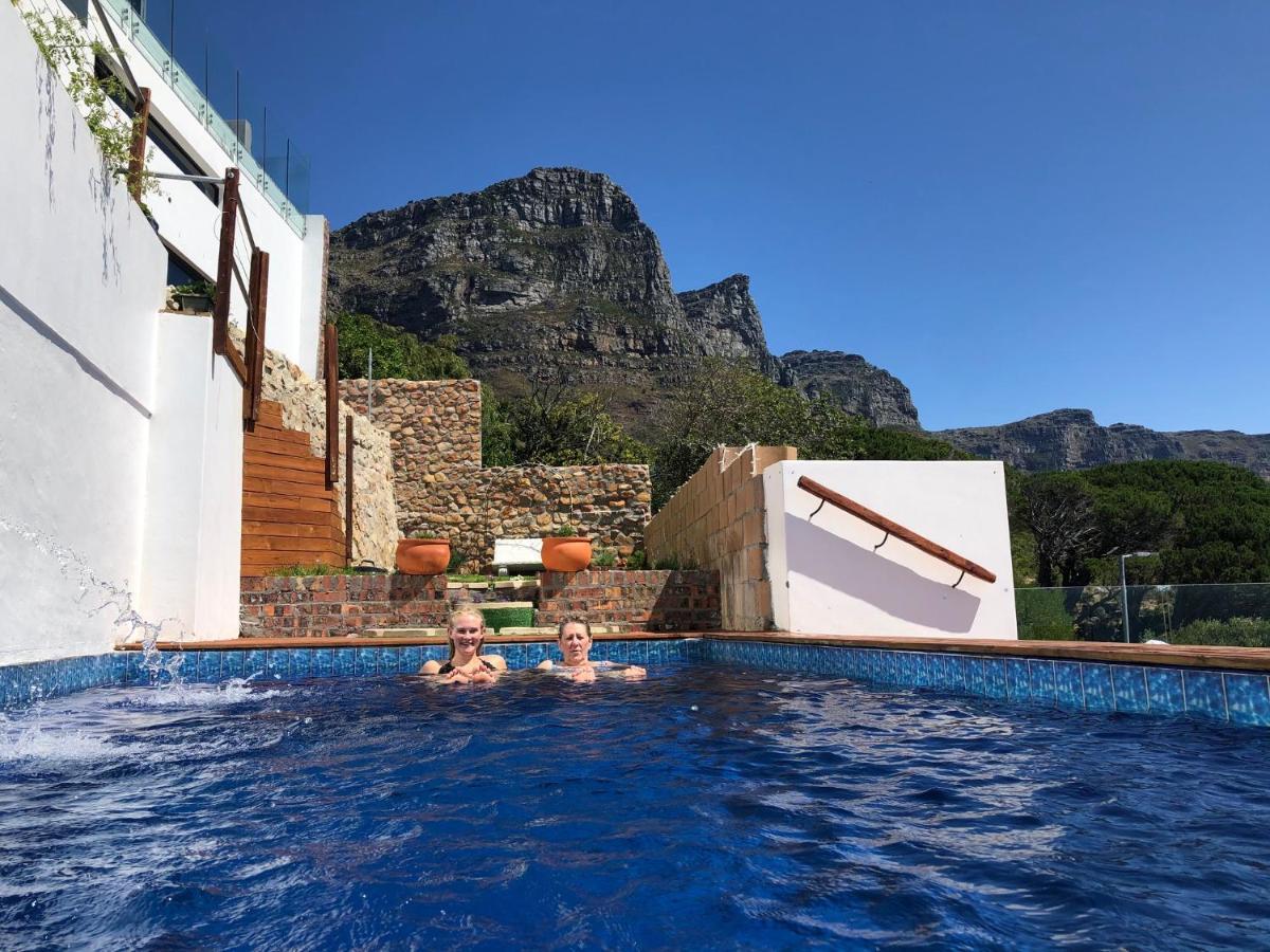 קייפטאון Camps Bay Blue Self-Catering Studios מראה חיצוני תמונה