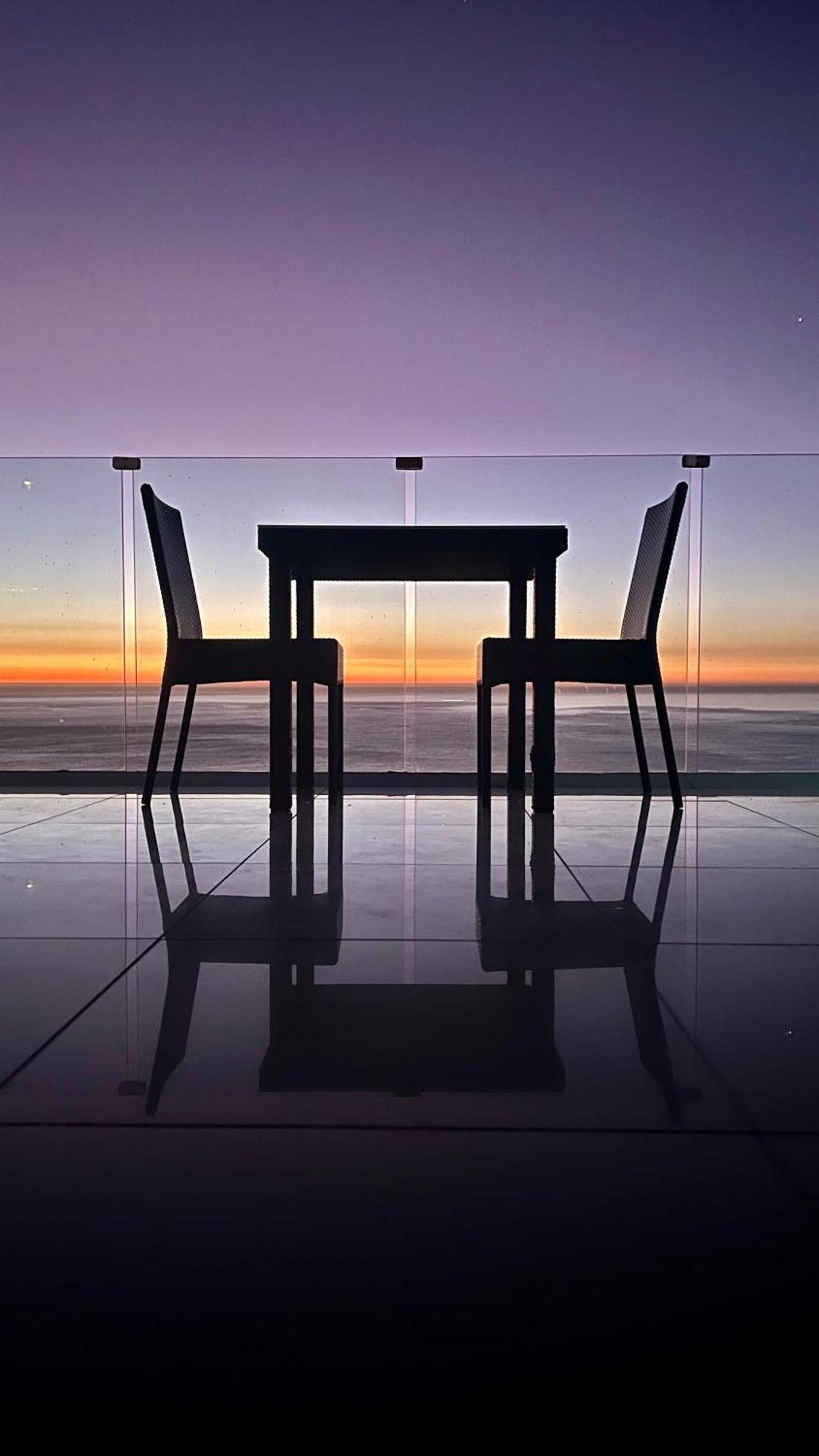 קייפטאון Camps Bay Blue Self-Catering Studios מראה חיצוני תמונה